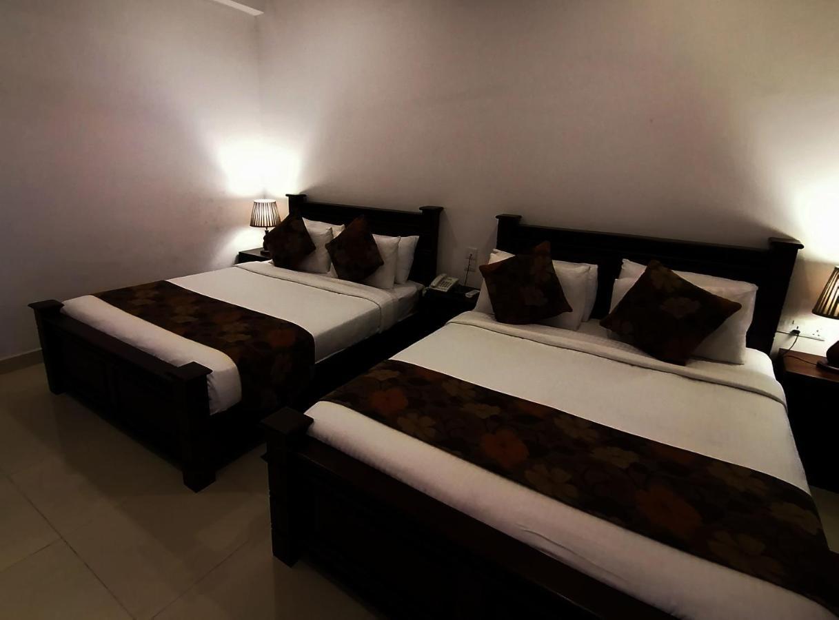 Hotel Bamiyan Kandy Extérieur photo