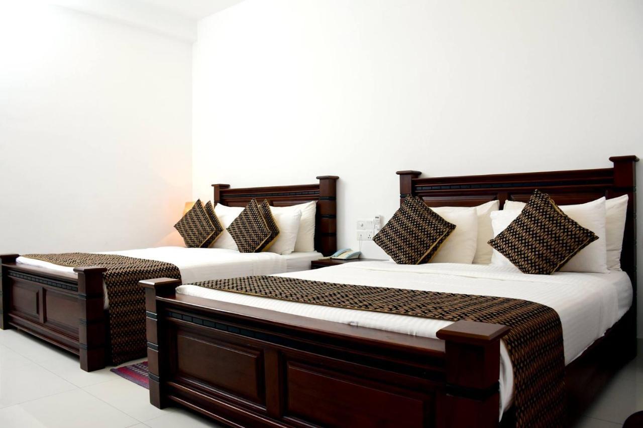 Hotel Bamiyan Kandy Extérieur photo