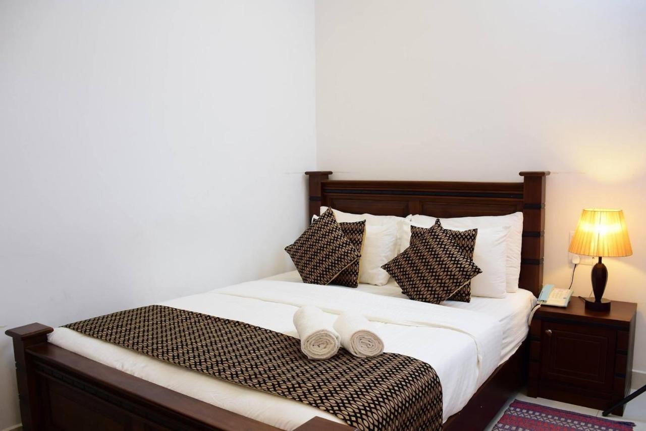 Hotel Bamiyan Kandy Extérieur photo