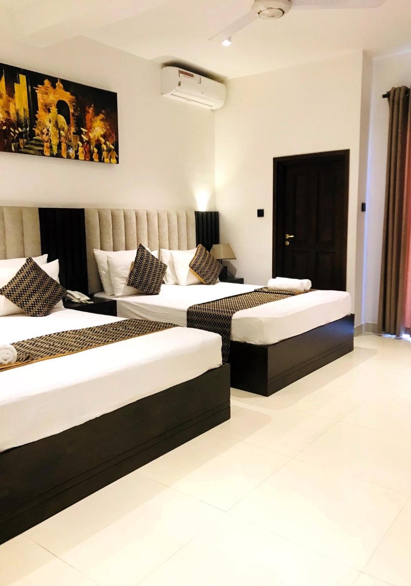 Hotel Bamiyan Kandy Extérieur photo