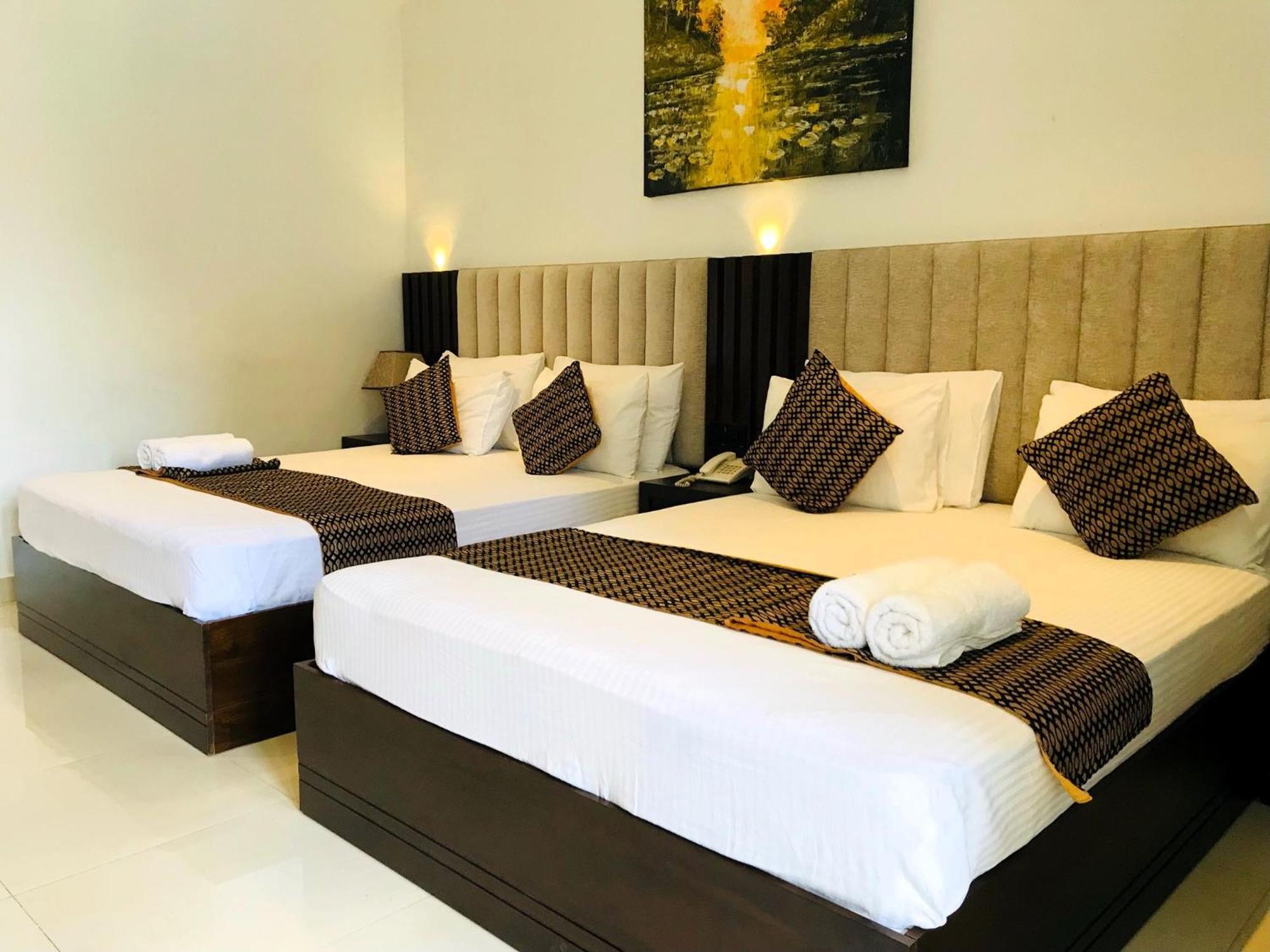 Hotel Bamiyan Kandy Extérieur photo