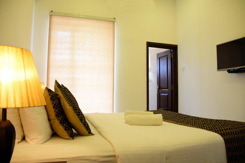 Hotel Bamiyan Kandy Extérieur photo