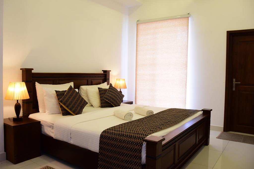 Hotel Bamiyan Kandy Extérieur photo
