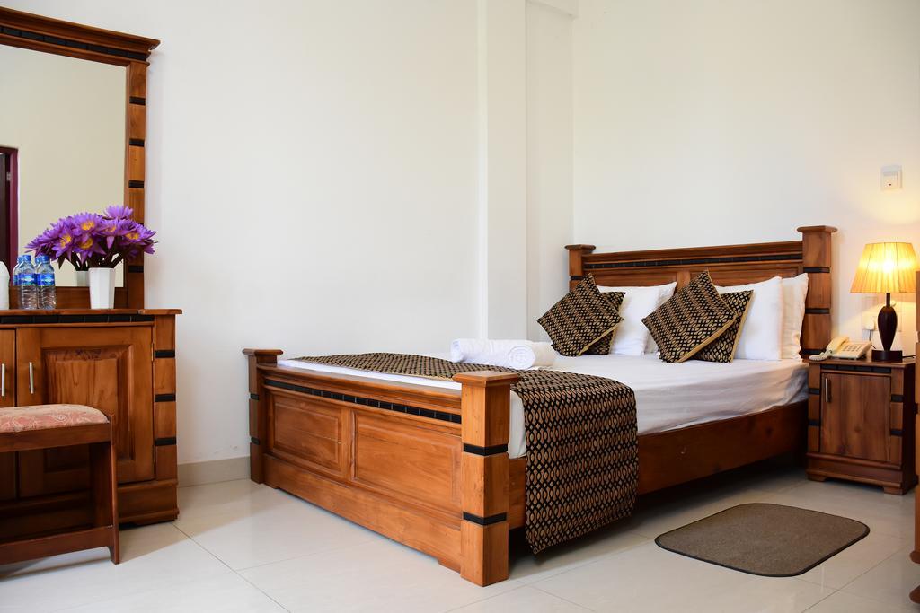 Hotel Bamiyan Kandy Extérieur photo